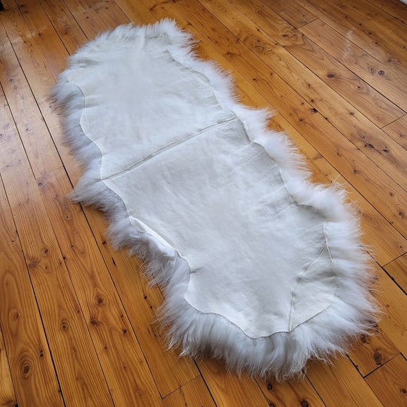 NATURAL White Long Hair Sheepskin for Bench Seat, Rug Runner or Throw - Picture 4 of 8